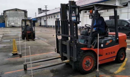新手学开叉车视频,视频教程带你轻松入门